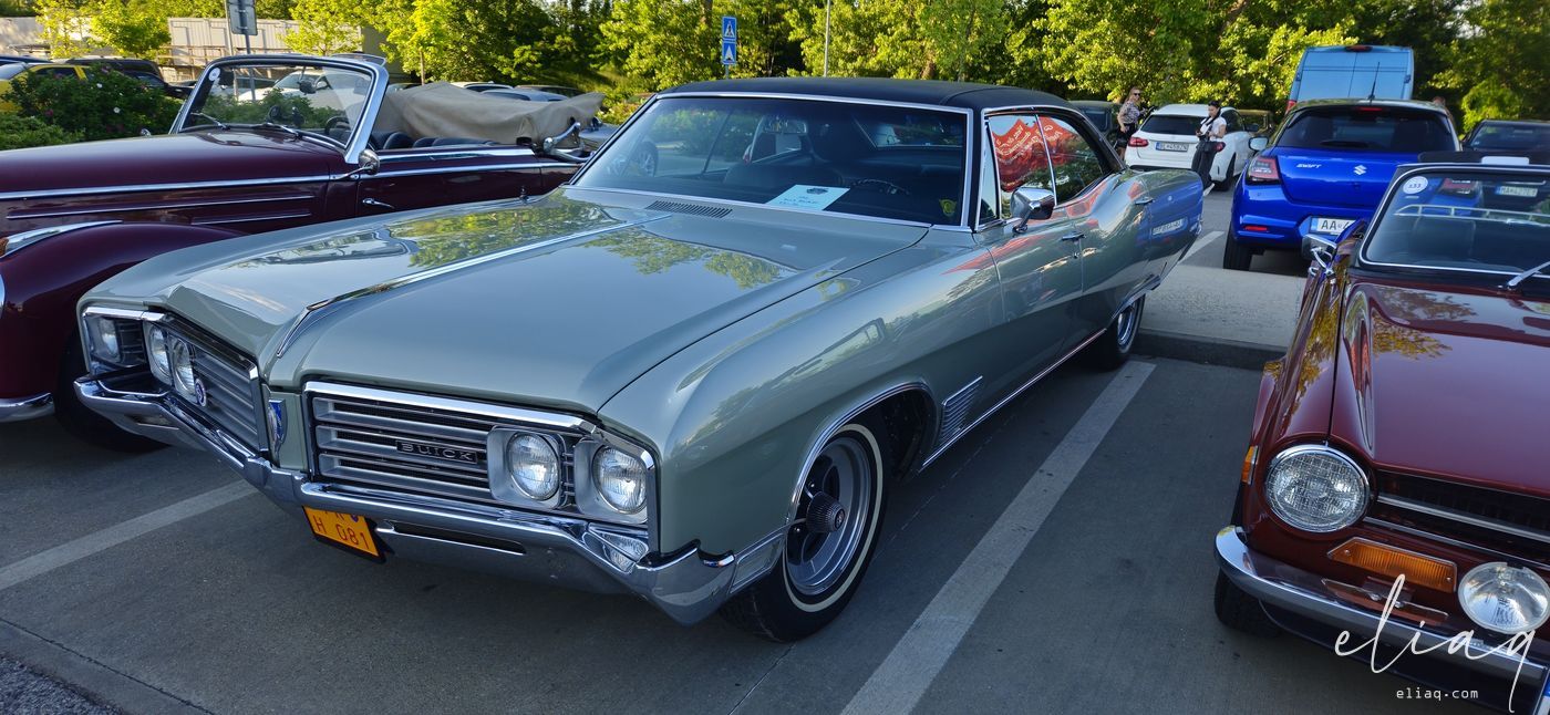 2 de mayo de 2025: Quedada de los «Fridays Us» y coches clásicos - foto 2