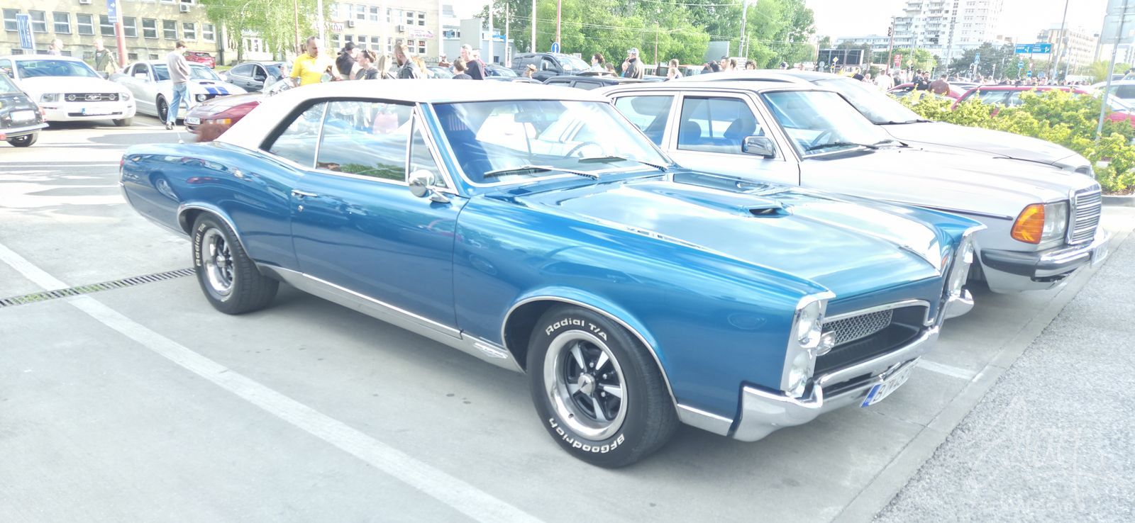 01.05.2026 – „Fridays Us“ und Oldtimer-Treffen - foto 9