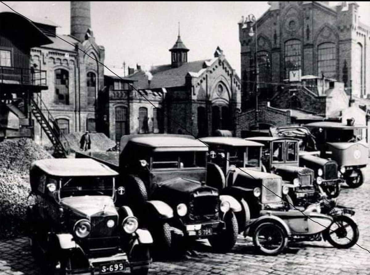 Stará Bratislava, Plynaren firschnal (1935), auto so značkou S-699