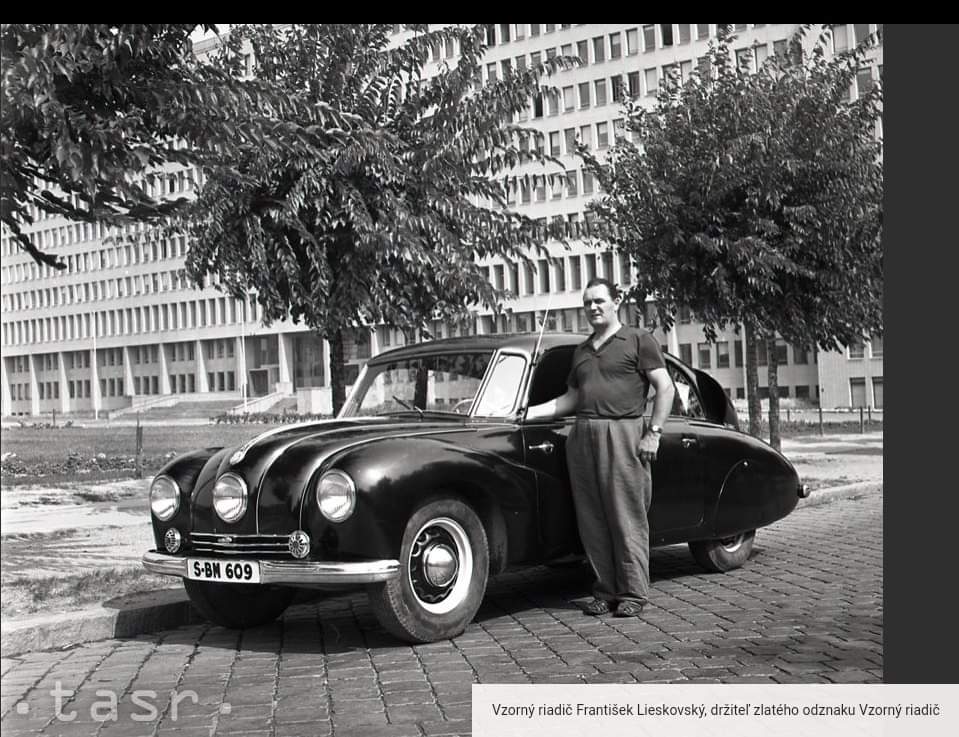 Stará Bratislava, Tatraplan, auto so značkou S-BM-609