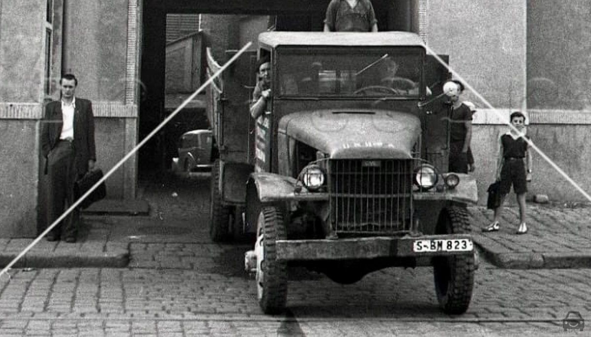 Bratislava 1945–1953, značky S · BM
