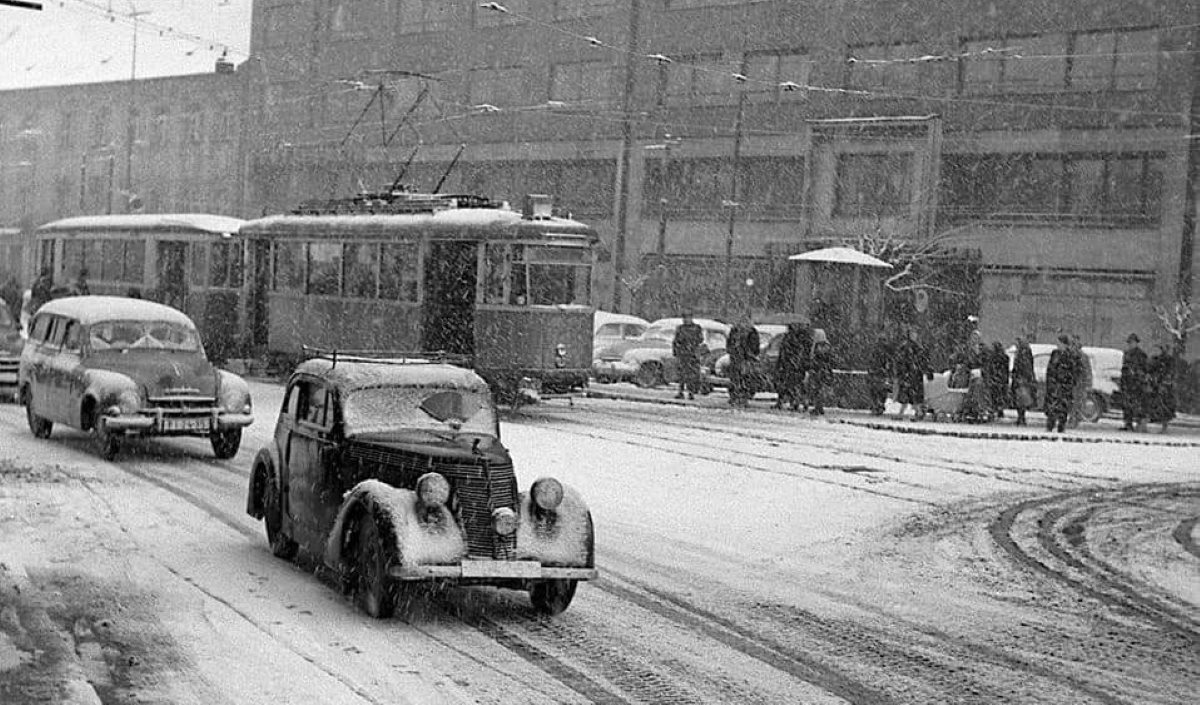 Stará Bratislava, Skoda, auto so značkou PI-24-35