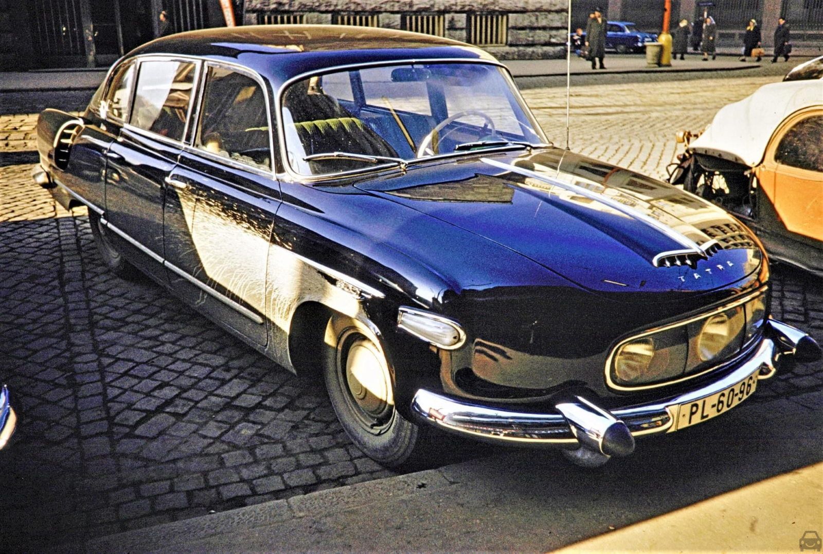 Stará Bratislava, Tatra603, auto so značkou PL-60-96