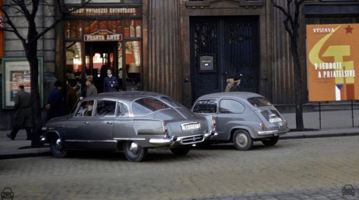 Stará Bratislava, Tatra603, auto so značkou BA-01-07