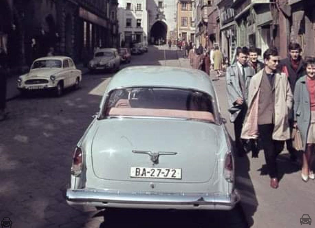 Stará Bratislava, Volha, auto so značkou BA-27-72