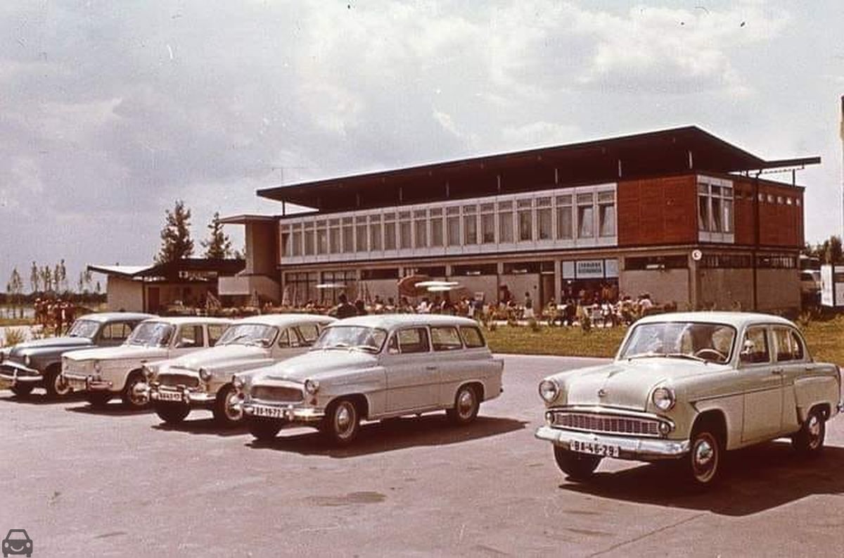 Stará Bratislava, Volha, auto so značkou BA-46-29