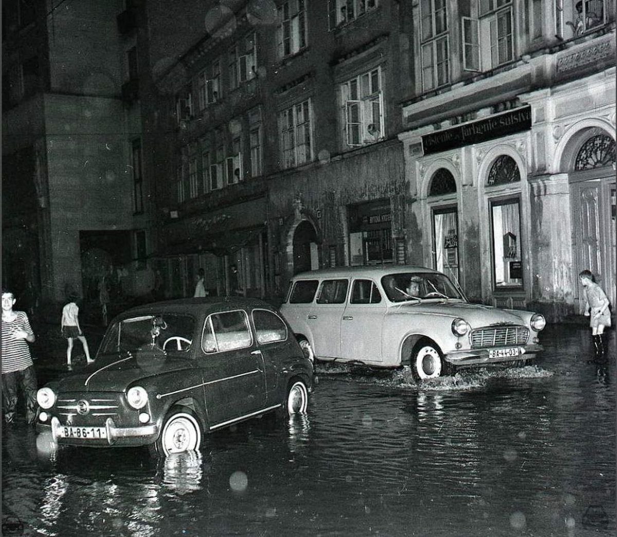 Stará Bratislava, Fiat600, auto so značkou BA-86-11