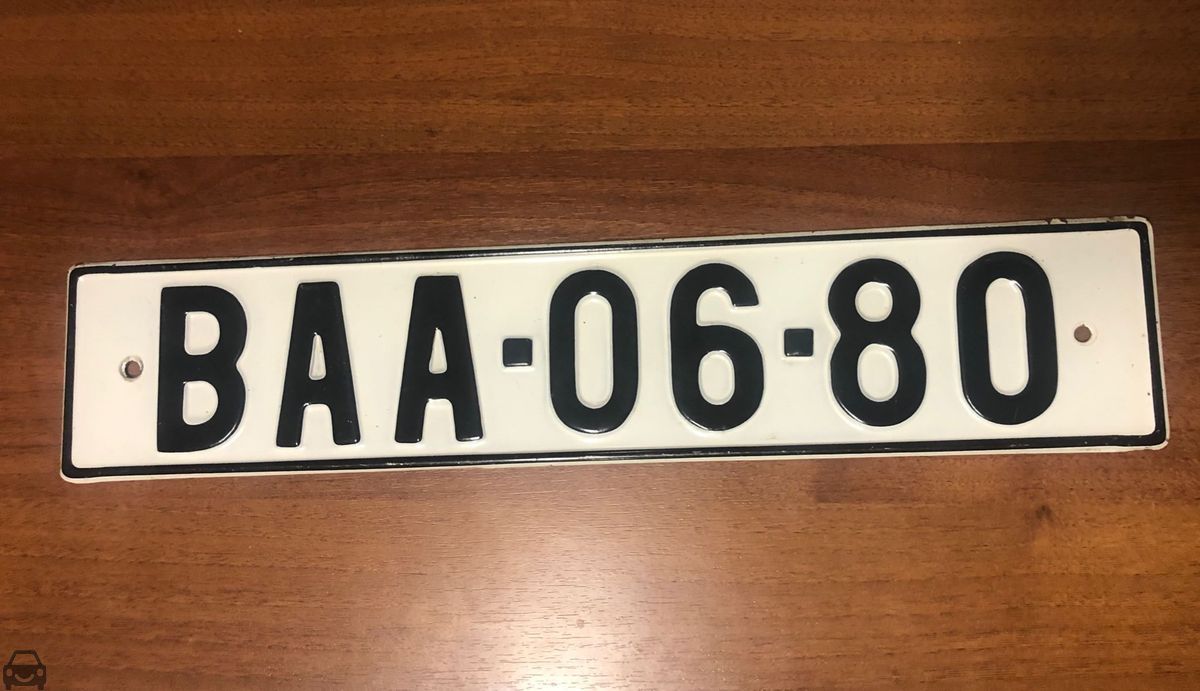 Stará Bratislava, Indra, auto so značkou BAA-06-80
