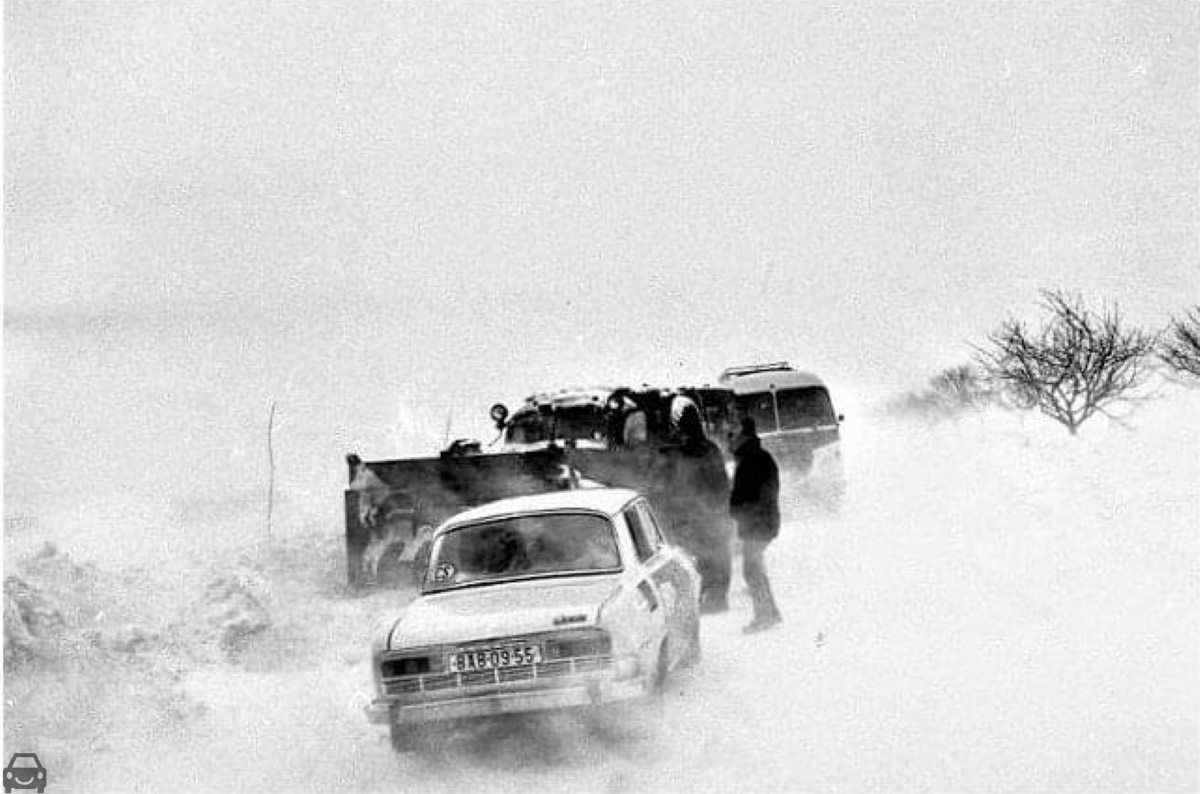 Stará Bratislava, Skoda 100, auto so značkou BAB-09-55