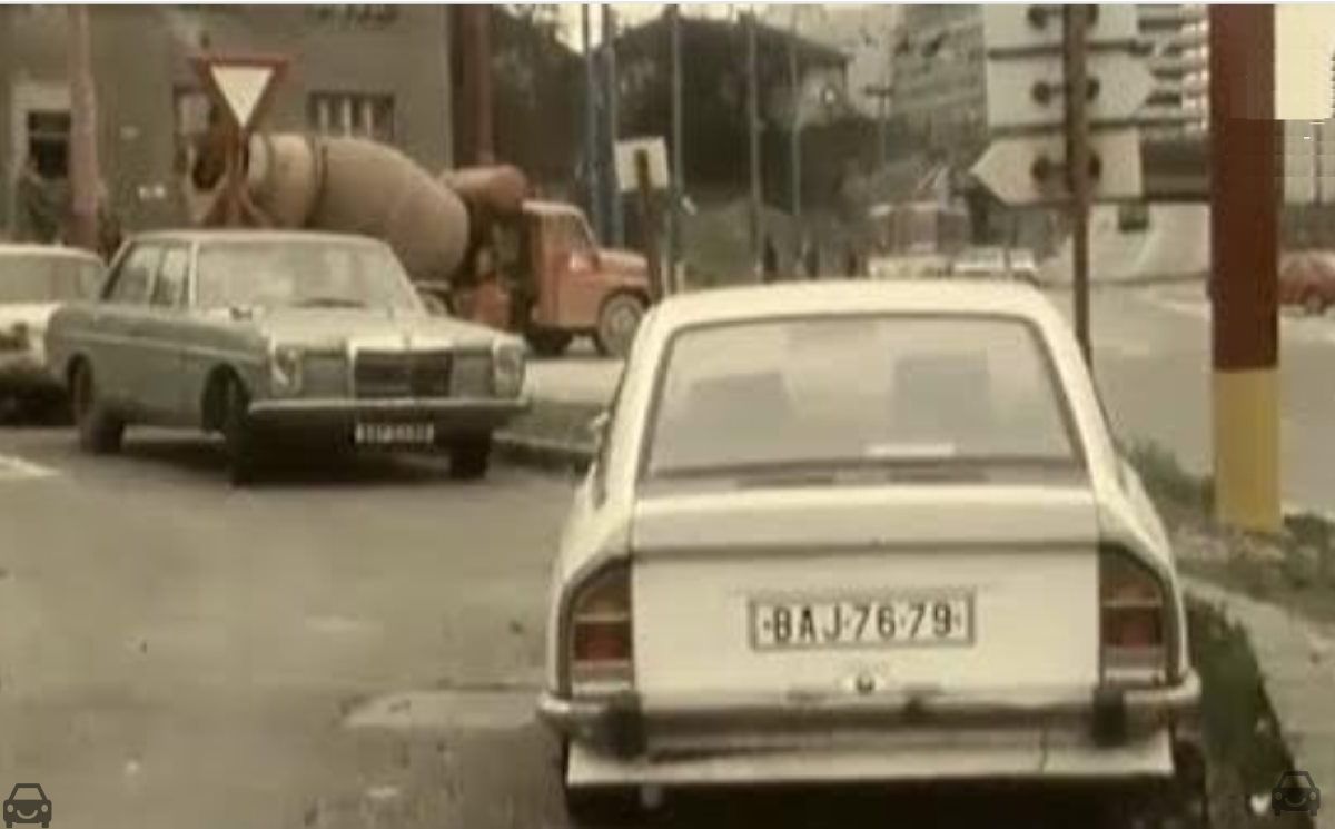 Stará Bratislava, Citroen bx, auto so značkou BAJ-76-79