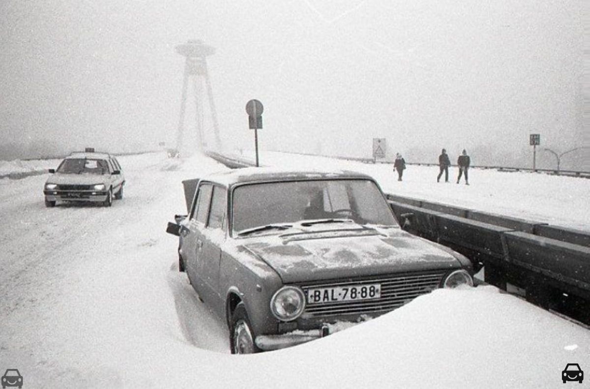 Stará Bratislava, Lada, auto so značkou BAL-78-88