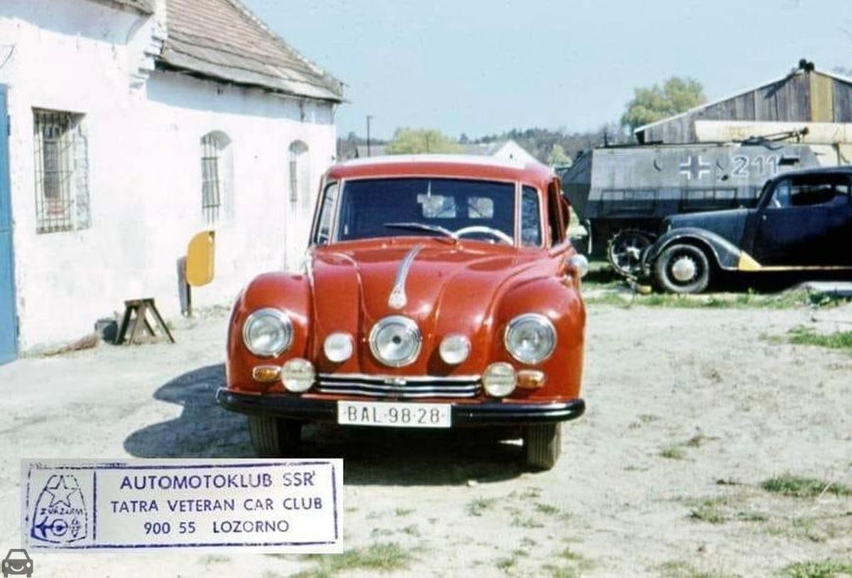 Stará Bratislava, Tatraplan, auto so značkou BAL-98-28