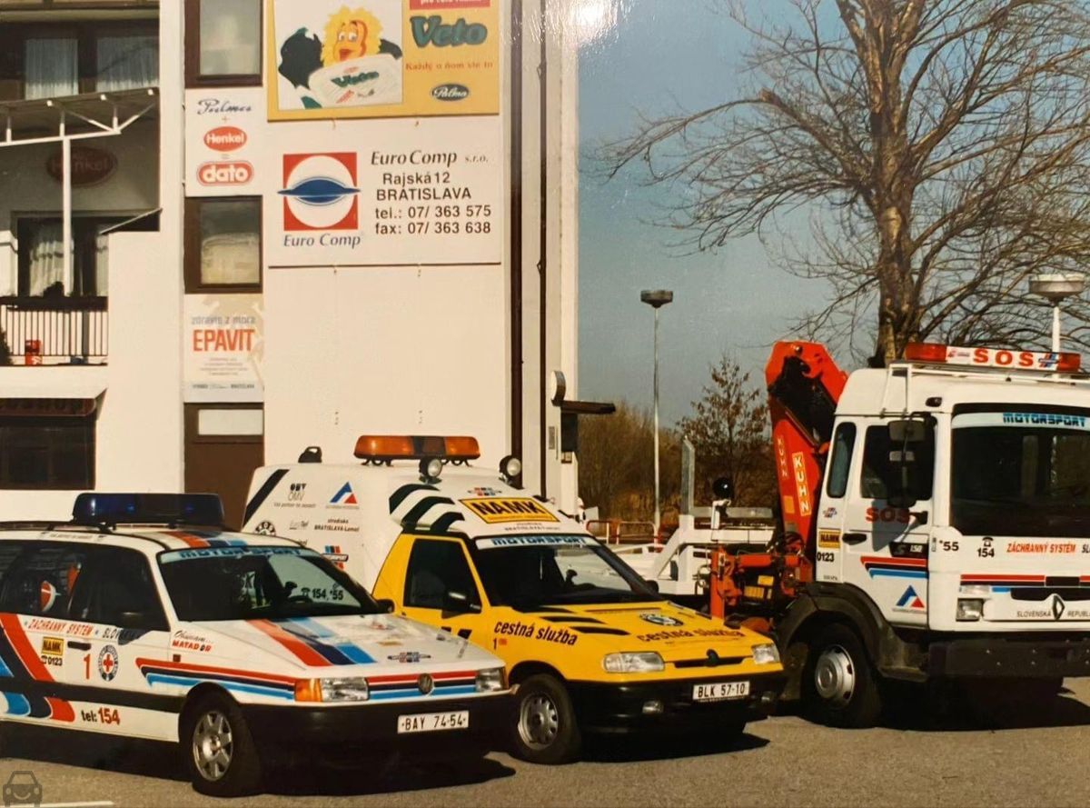 Stará Bratislava, 54, auto so značkou BAY-74